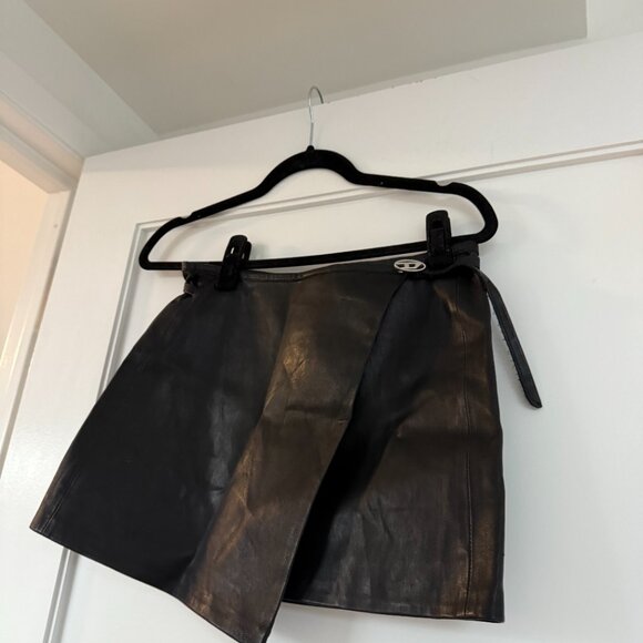 NWT Diesel L-Kesselle Wrap Mini Skirt Stretch Lambskin Leather Slim Strap Sz 40 - Picture 8 of 11